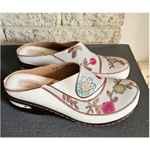 L`ARTISTE CHINO-FLOWER CLOGS, NEW, SZ EU 41, US 9.5 - Picture 1 of 9